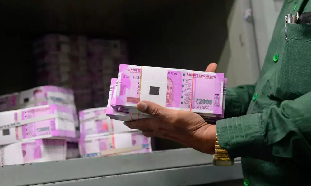 Centres market borrowings to remain at elevated levels in FY22