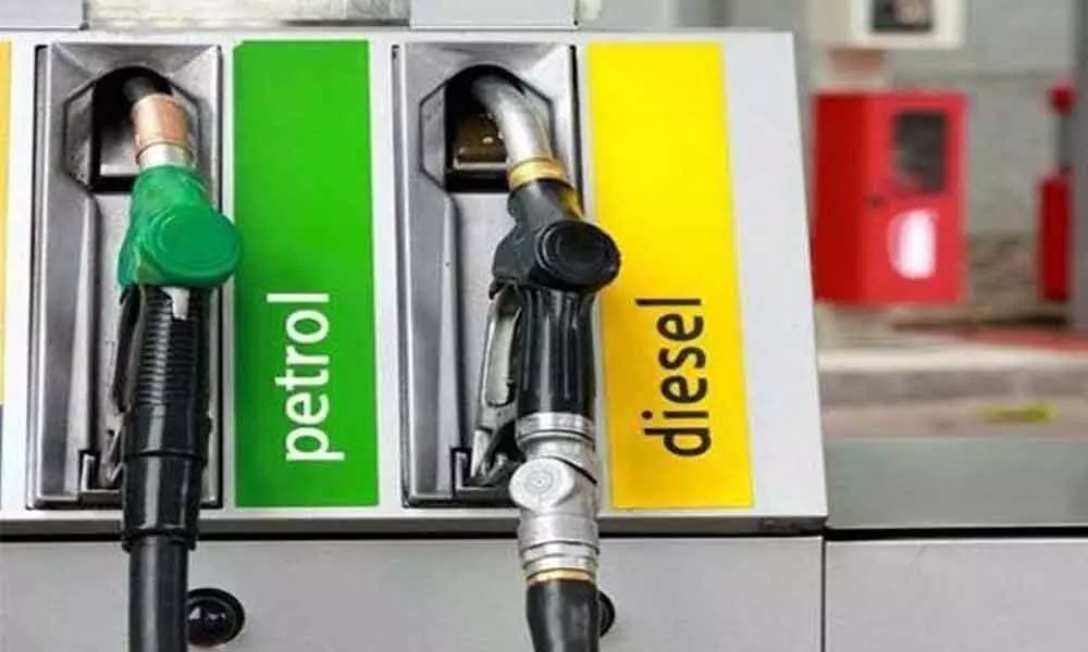 As year draws to a close, petrol and diesel prices remain static