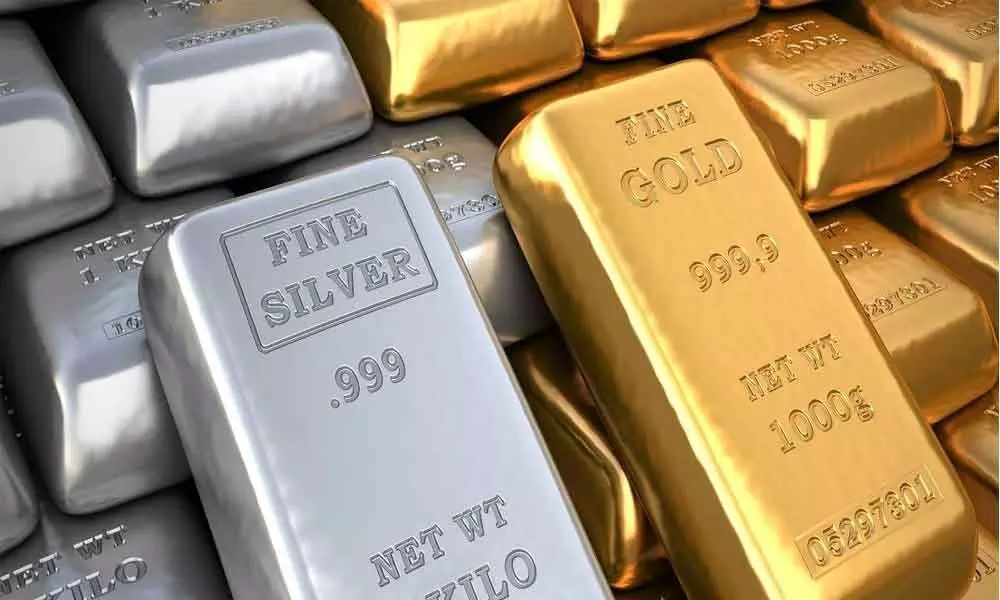 Gold, silver prices recover after initial plunge