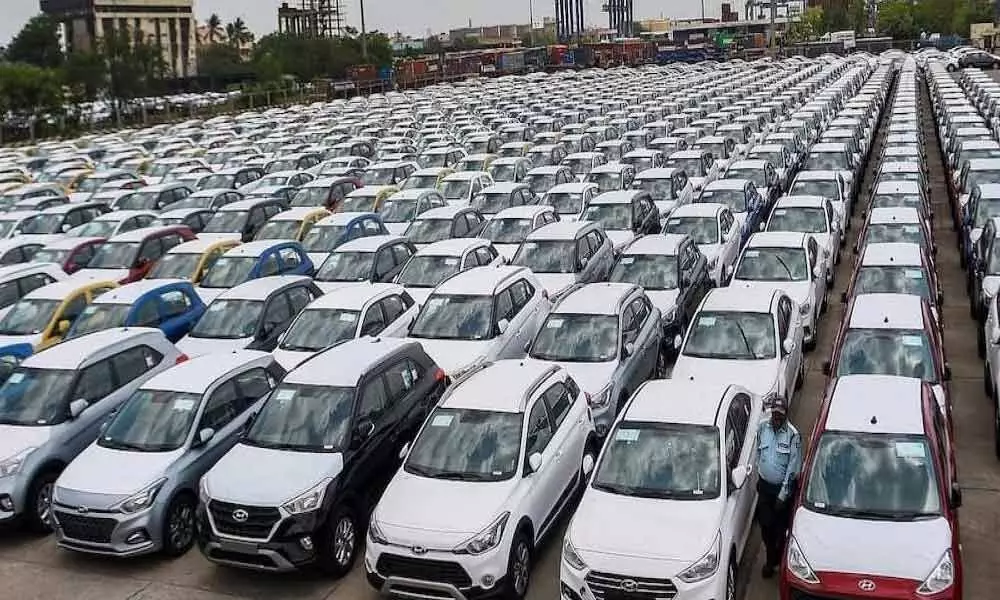 Indias Jan passenger vehicle sales rise over 11% YoY