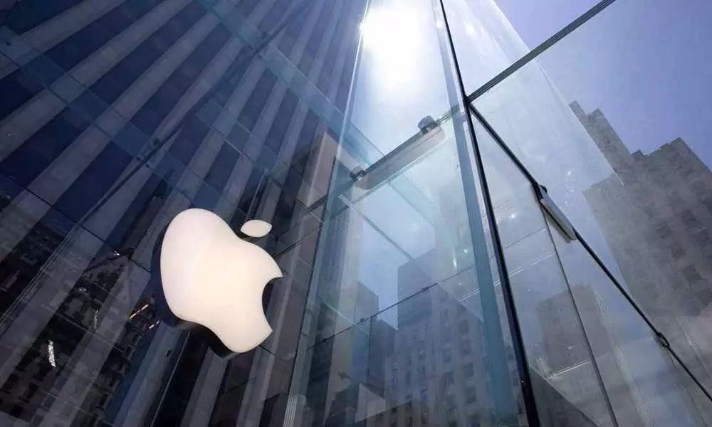 US senators criticize Apple for not testifying on anti-trust concerns