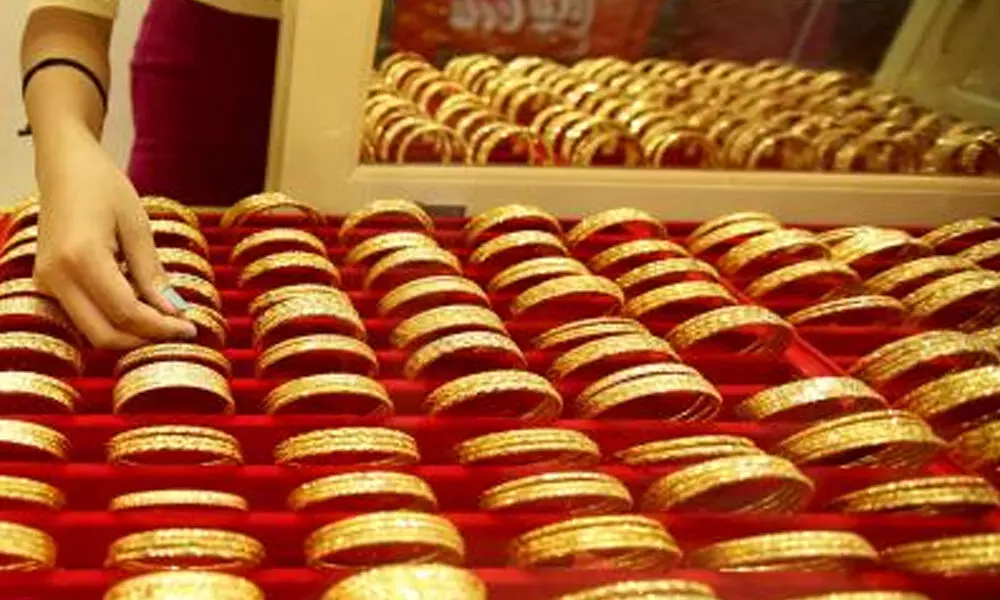 Gold, silver prices fall on profit booking Gold, silver prices fall on profit booking