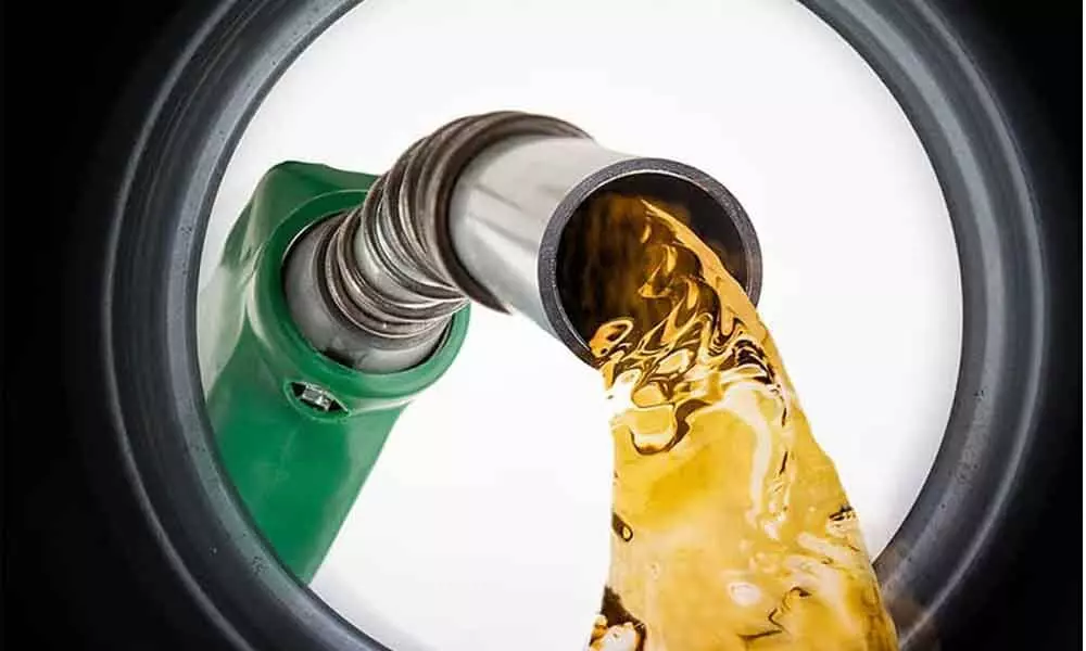 No revision in fuel prices on Xmas