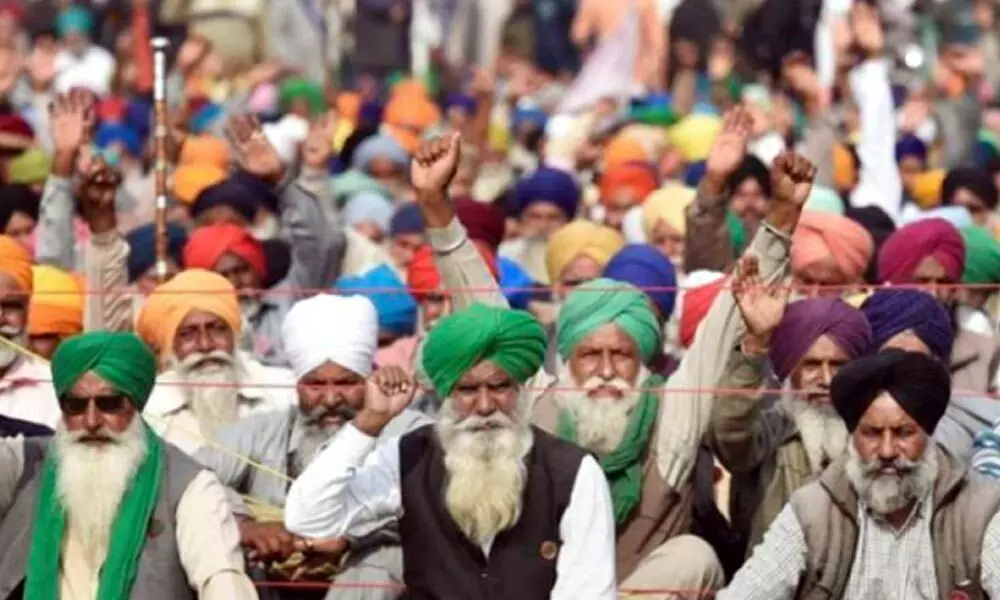 Farmers’ stir: Protestors do yoga on highway Farmers’ stir: Protestors do yoga on highway