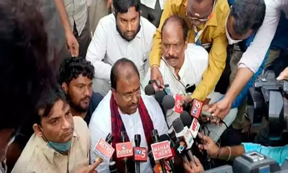 AP BJP leaders arrested for taking out yatra
