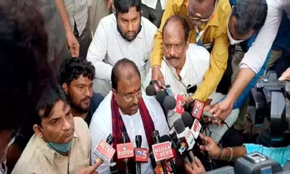 AP BJP leaders arrested for taking out yatra AP BJP leaders arrested for taking out yatra