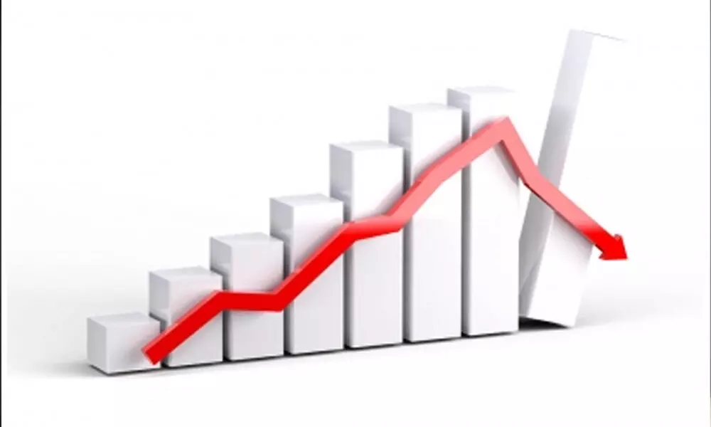 Sensex falls 144 points, banking stocks fall Sensex falls 144 points, banking stocks fall