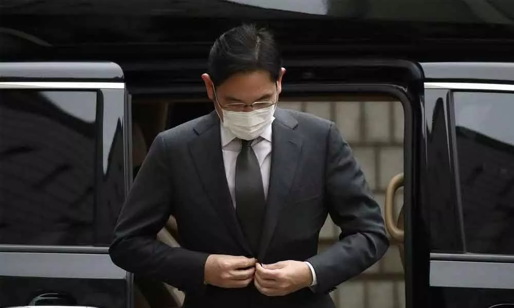 Uncertainty heightens over Samsung as heir back to prison