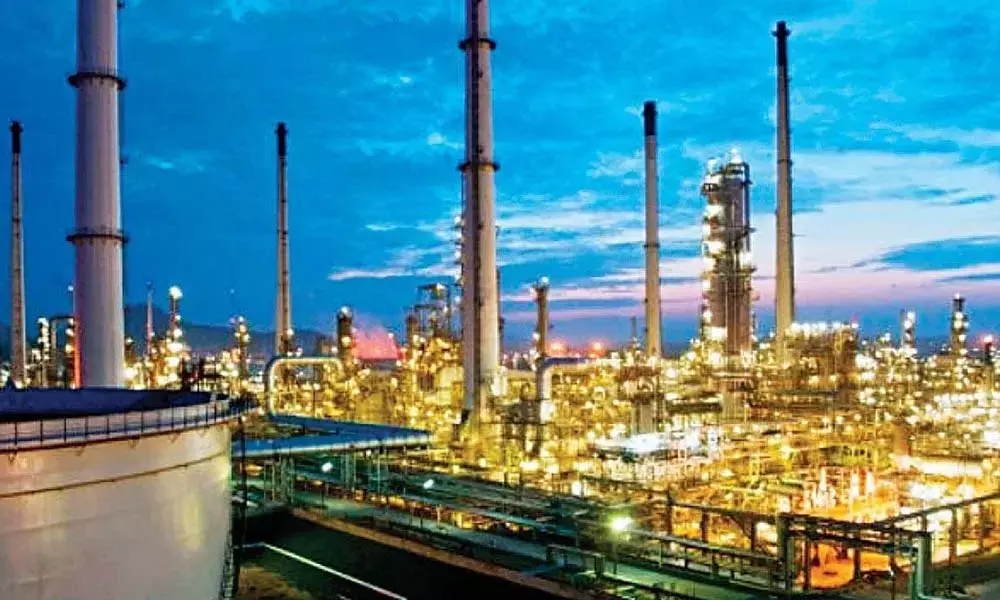 HPCL records Rs. 2355-cr Q3 net on inventory gains