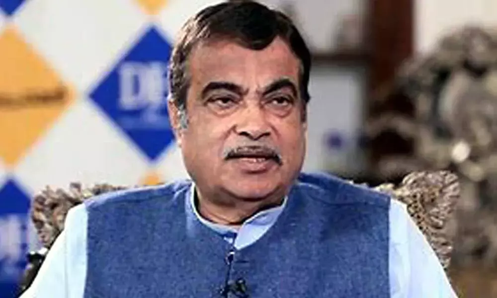 Gadkari praises MP’s handicraft, handloom sectors