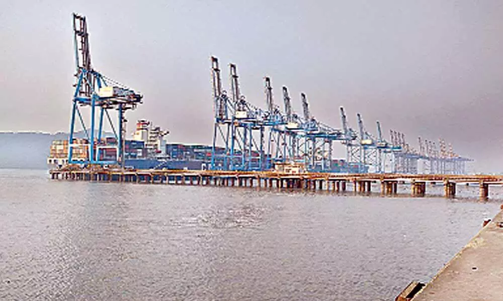 Unions fear corporatisation of major ports