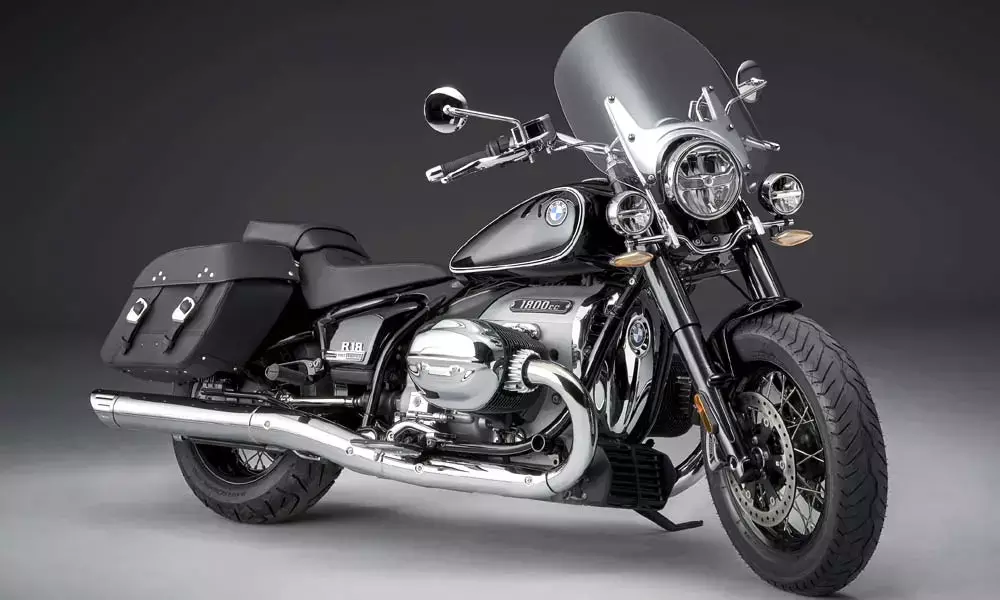 BMW R 18 Classic bike launched at Rs 24L