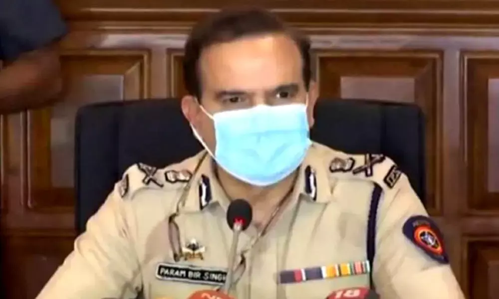 Former Mumbai Commissioner moves SC