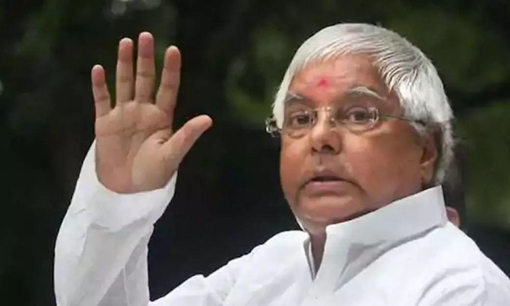 Lalu-Rabri flays Nitish for violence outside Assembly