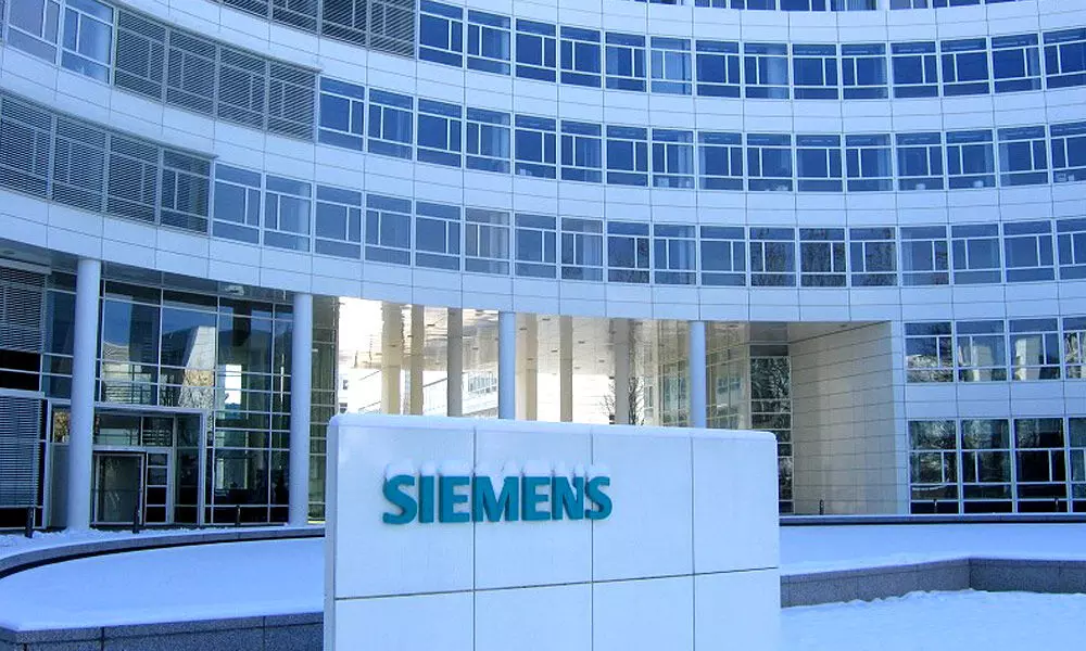 Siemens partners with Hinduja Group for EV charging