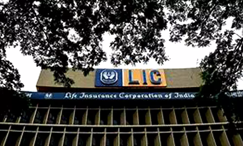 LIC earns highest ever premium in FY21