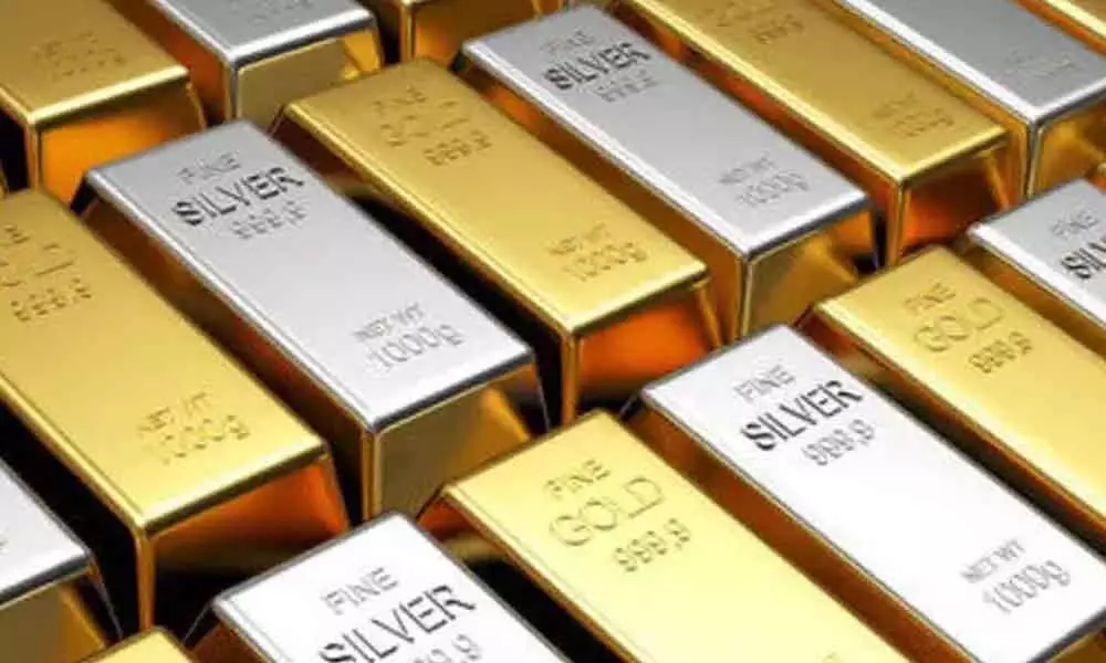 Gold falls Rs 81, silver down Rs 984