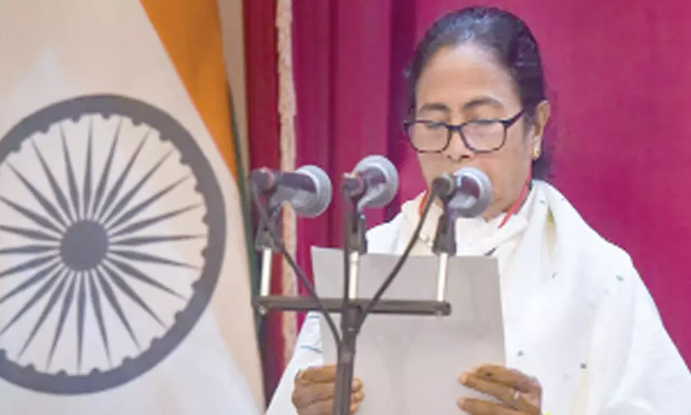 Mamata takes oath as CM of Bengal