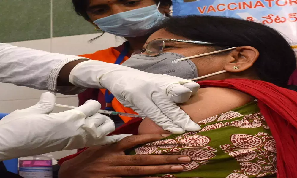 Pfizer seeks approval for kids in Sept