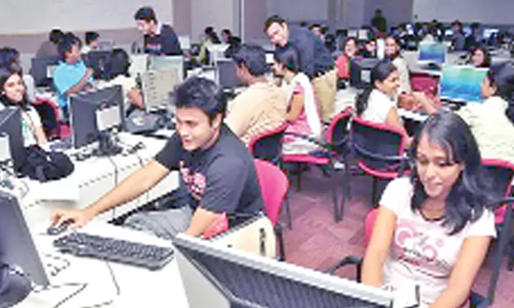 India Inc anticipates rise in payrolls in next 3 mths India Inc anticipates rise in payrolls in next 3 mths