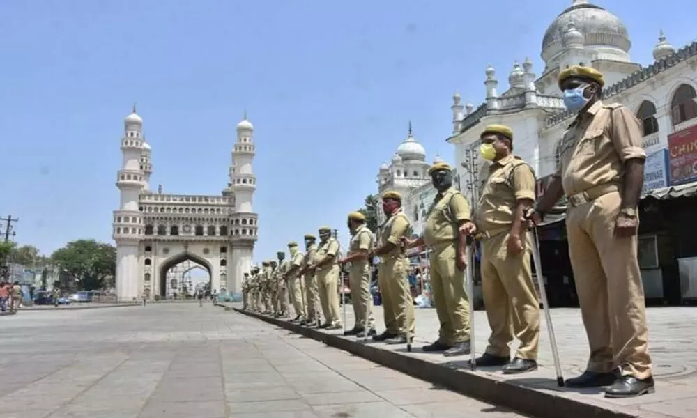 Deserted roads as lockdown begins in TS