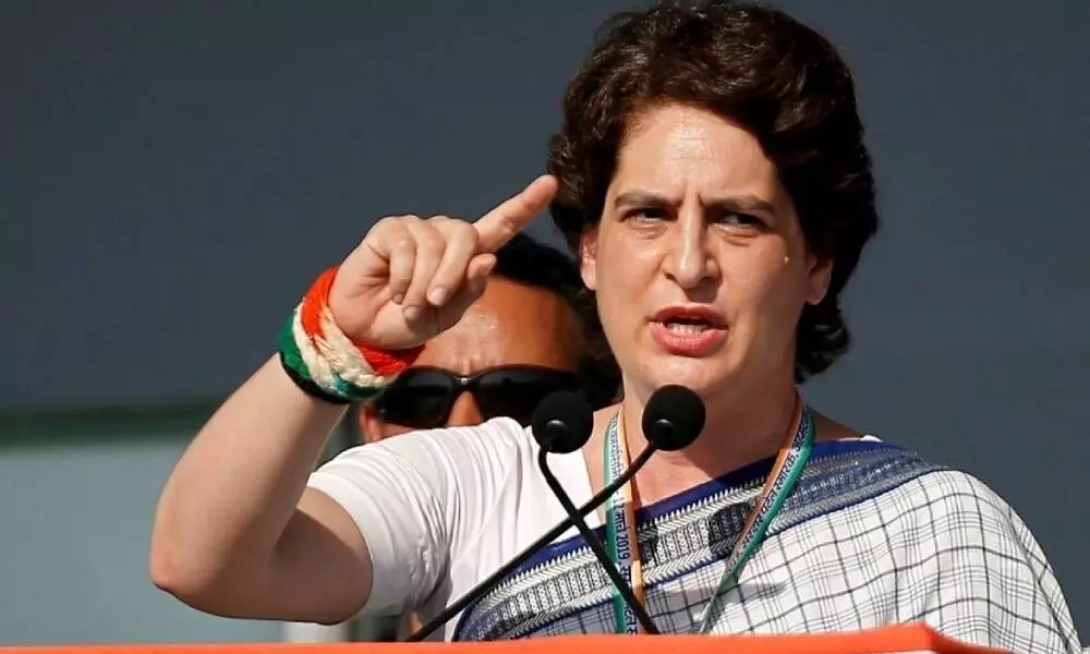 Priyanka slams govt over vax shortage