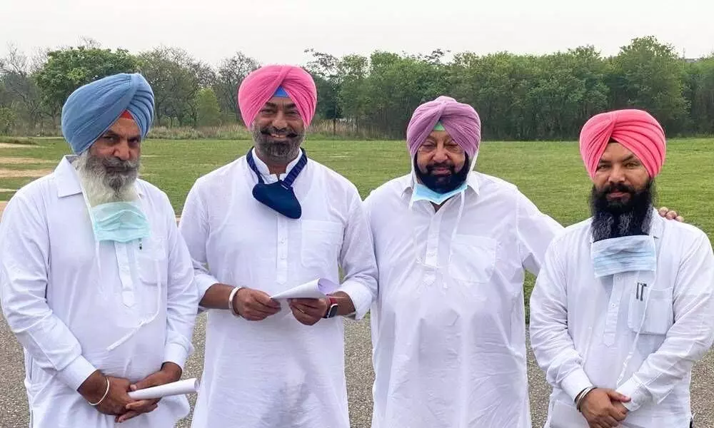 3 AAP rebel MLAs join Cong in Punjab 3 AAP rebel MLAs join Cong in Punjab