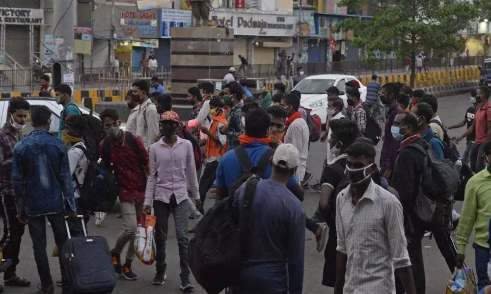 Curfew relaxed in all districts of AP Curfew relaxed in all districts of AP