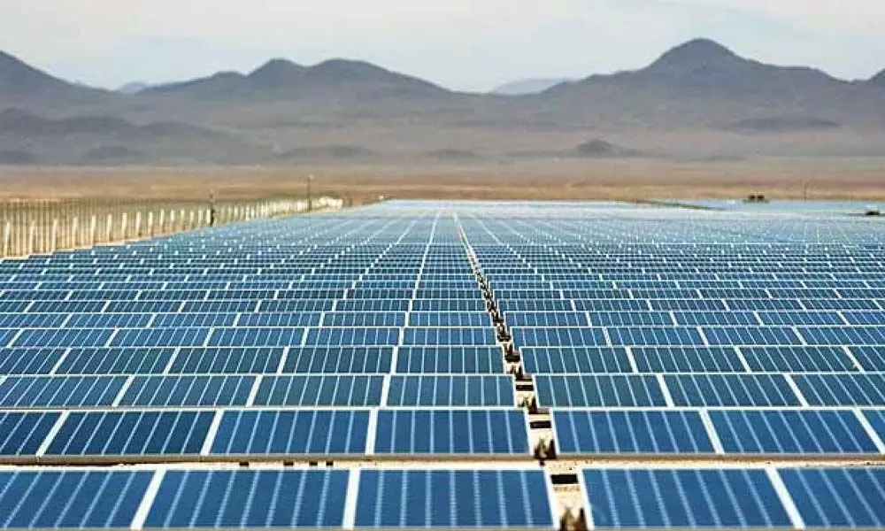 Gujarat stops subsidy, leaving 4,000 solar projects out in cold
