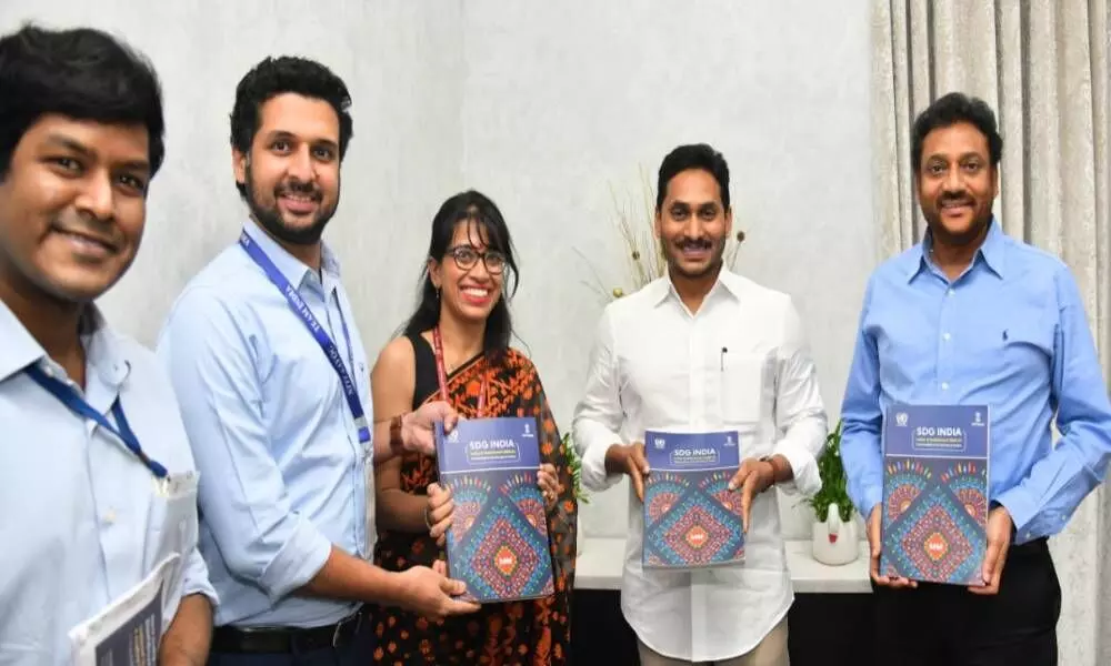 NITI Aayog team presents SDG India Index report to Jagan