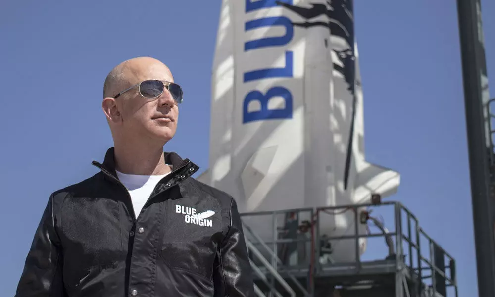 Moon lander deal: Bezos sues NASA for choosing Musk