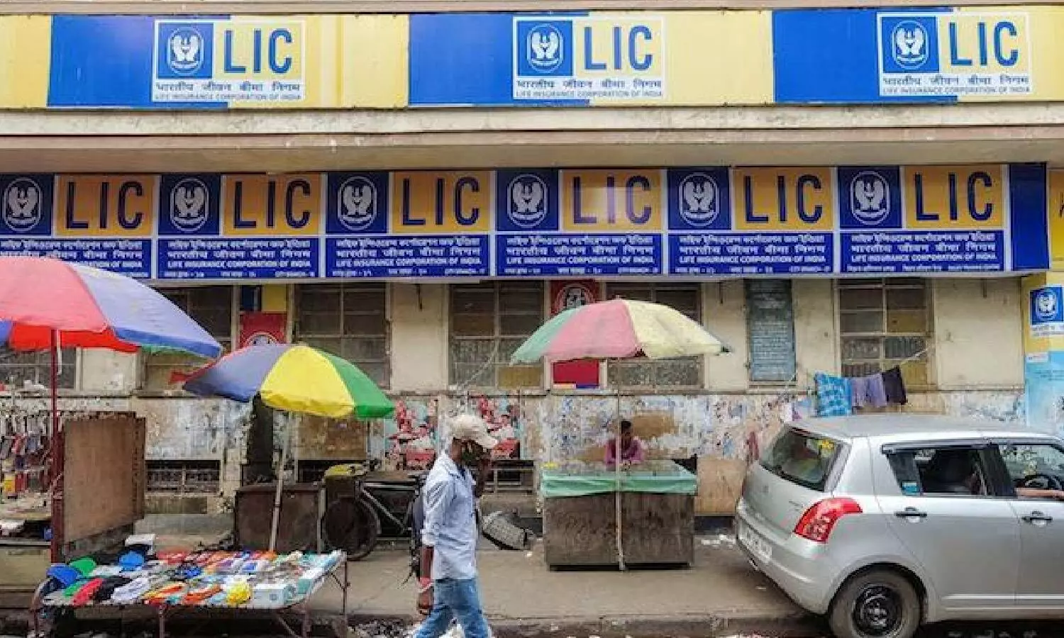 Govt seeks $109 bn valuation for LIC mega public offer