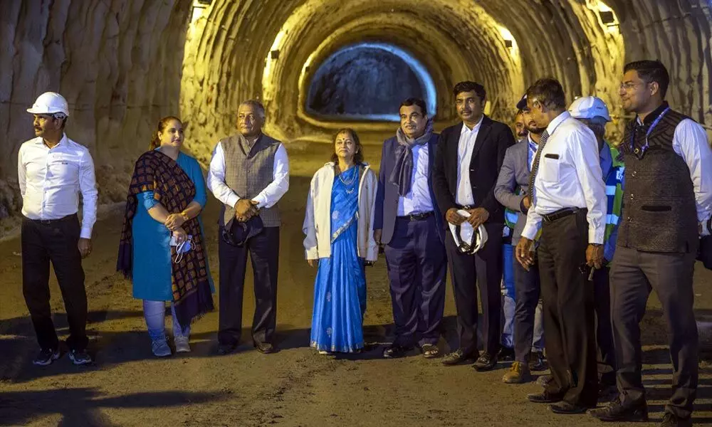 Complete Zojila tunnel by 2023: Gadkari to MEIL