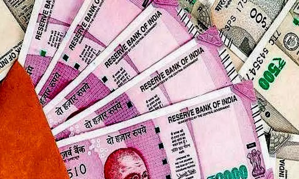 Indian bonds gain as govt sticks to borrowing plan