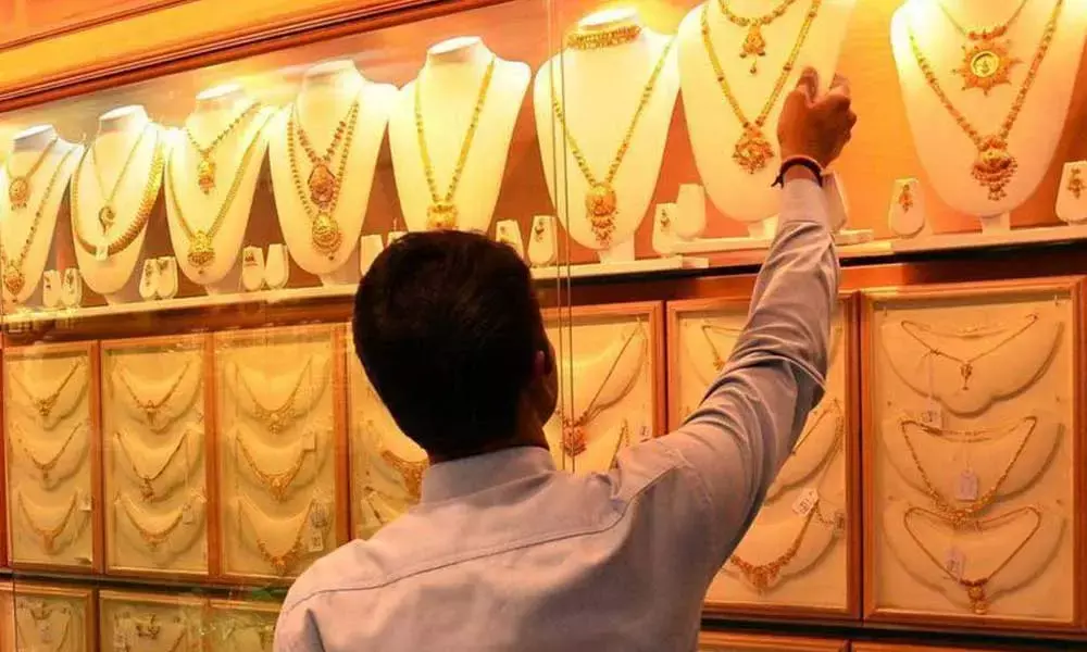 Now jewellers sell gold worth even Rs.100 online after virus outbreak