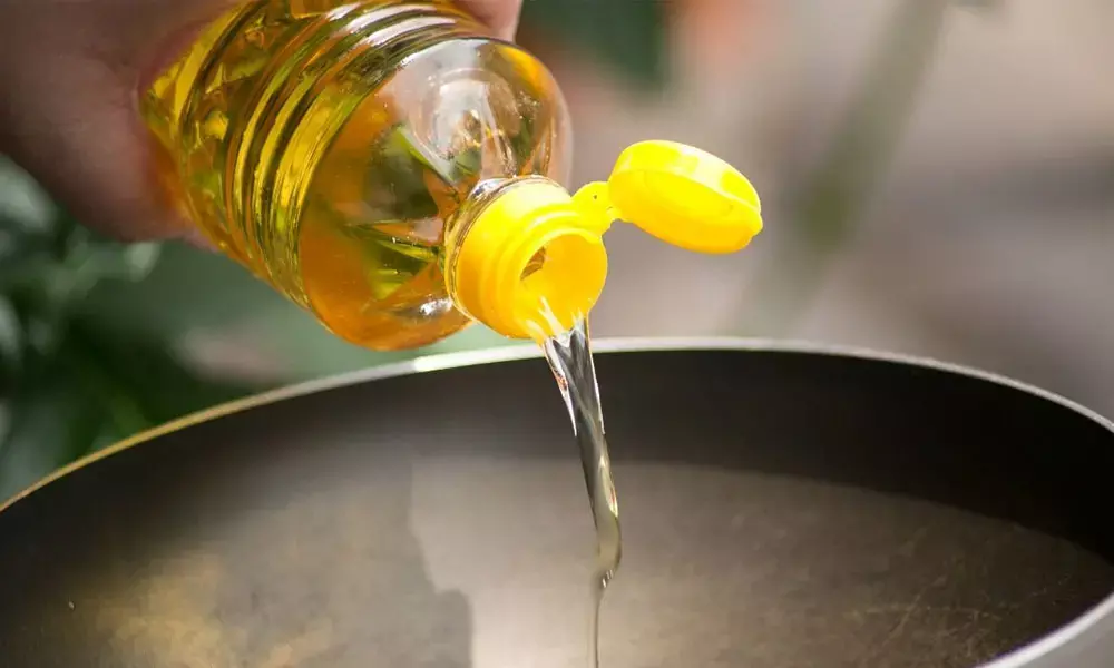 Centre imposes stock limits on edible oils to soften prices