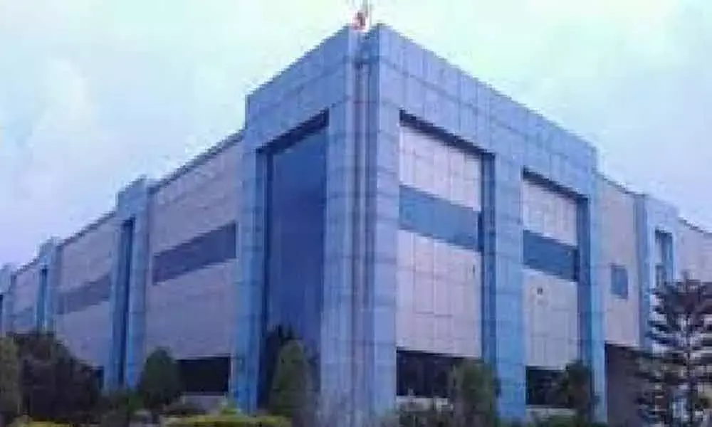 Hetero in trouble as I-T raids yield Rs 550 cr