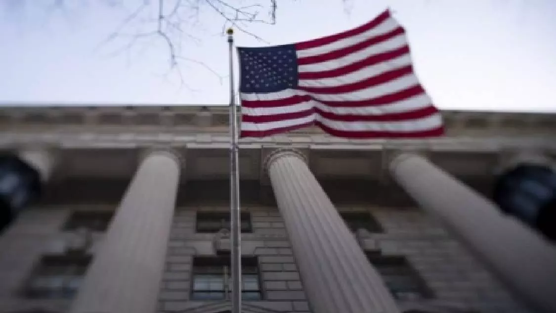 US House approves short-term debt limit hike to avert default