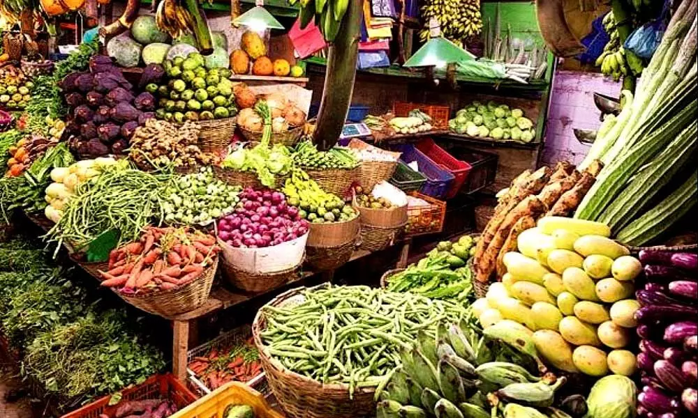 Indias Feb wholesale price inflation rises to 13.11%