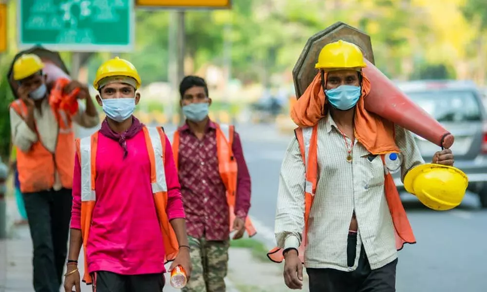 India’s informal economy shrinks India’s informal economy shrinks