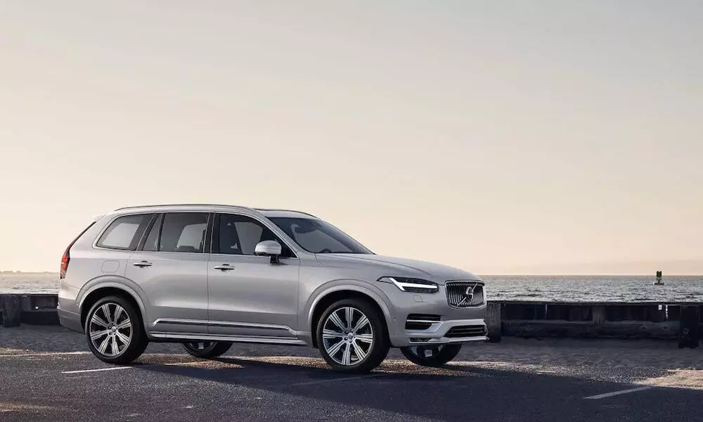 Volvo Car India launches new SUV XC90