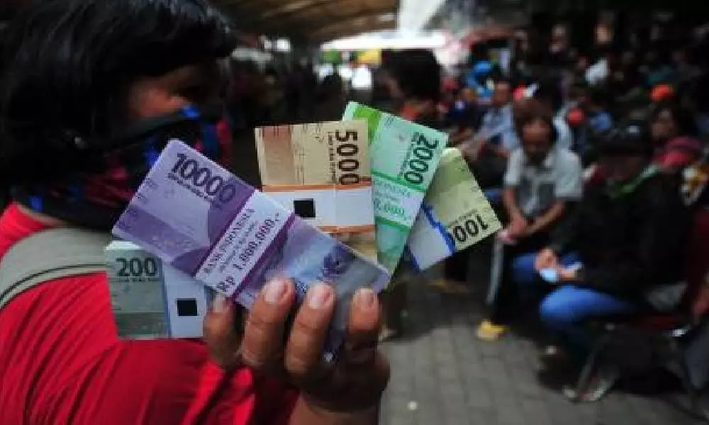 Indonesias central bank holds benchmark interest rate at 3.5%