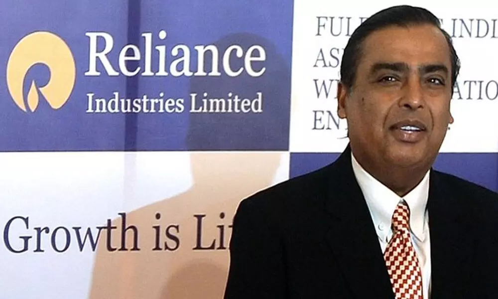 Reliance Ind shares tumble over 4%