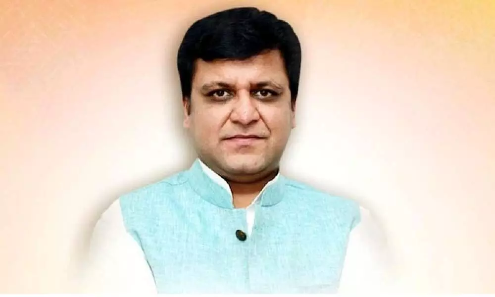 Deputy Speaker Nitin Agarwal