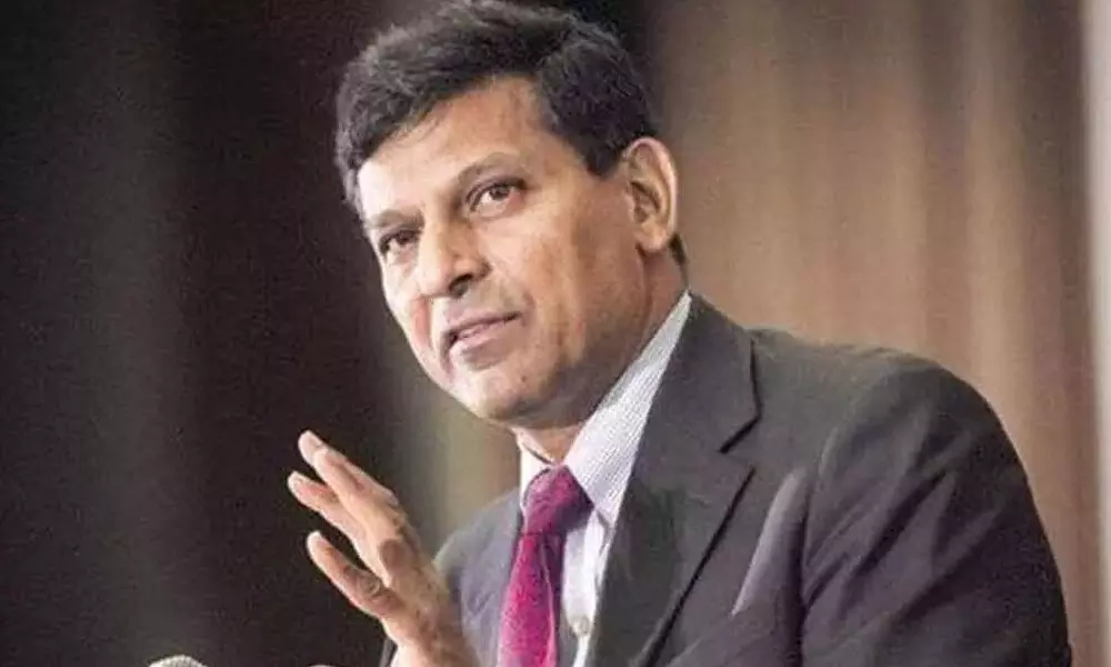 No of dark stains in the economy: Raghuram Rajan