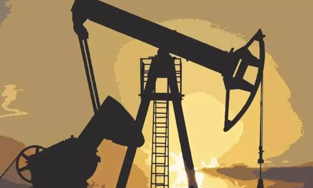 Rupee at 3-week low, falls on high crude oil prices, forex outflows Rupee at 3-week low, falls on high crude oil prices, forex outflows