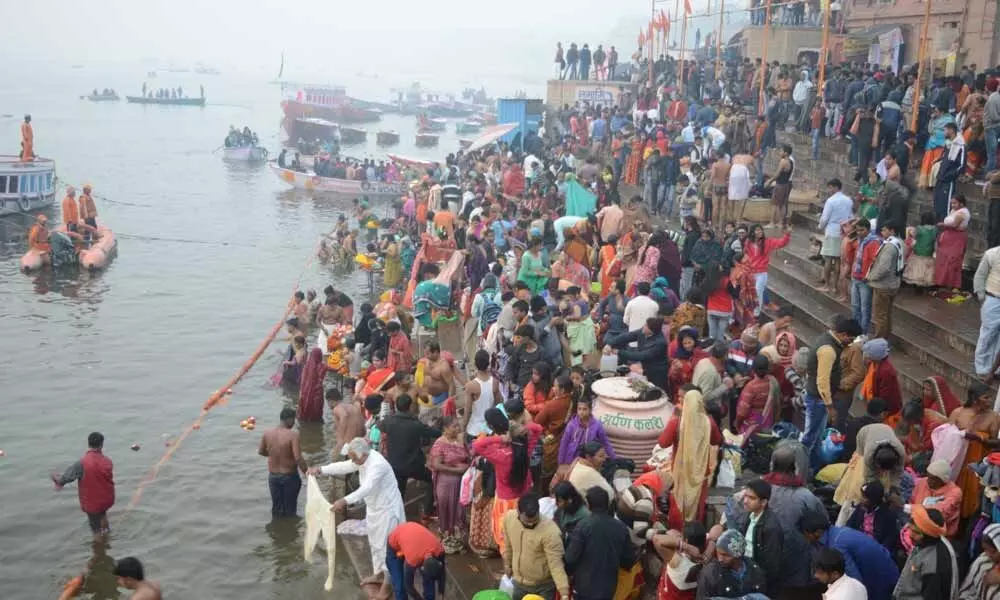 1cr devotees expected to take holy dip in Ganga today