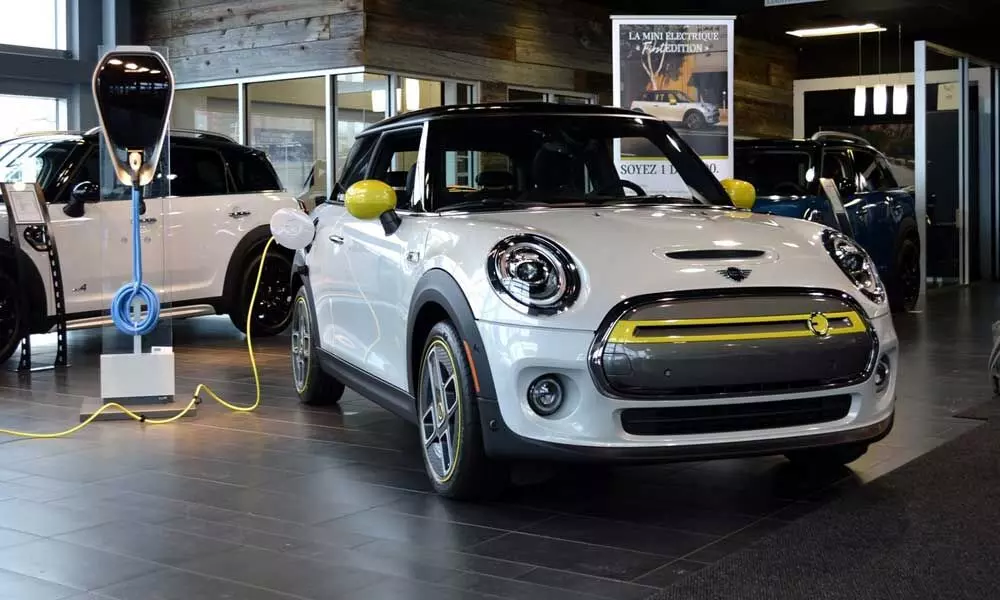 BMW launches all-electric MINI Cooper SE