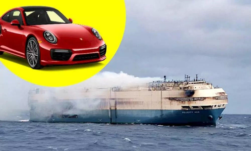 4,000 luxury cars sink in the Atlantic 4,000 luxury cars sink in the Atlantic