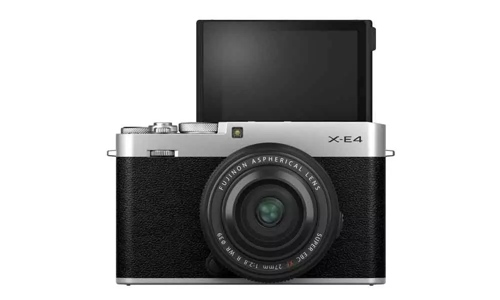 Fujifilm launches mirrorless camera Fujifilm launches mirrorless camera